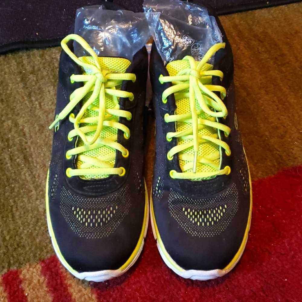 Champion men's 10.5 memory foam comfort shoes - Picture 2 of 12